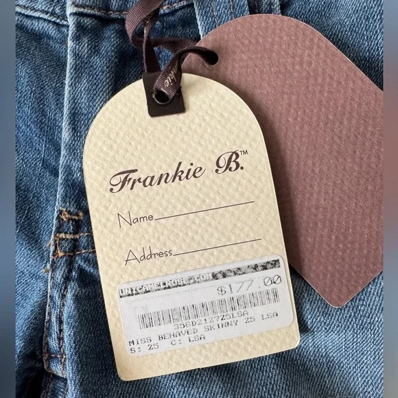 Frankie B. Blue Jeans with Distressed Details - Picture 11 of 11
